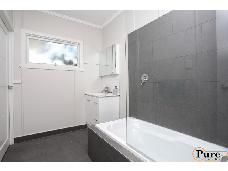 17 Raleigh Road, Virginia QLD 4014