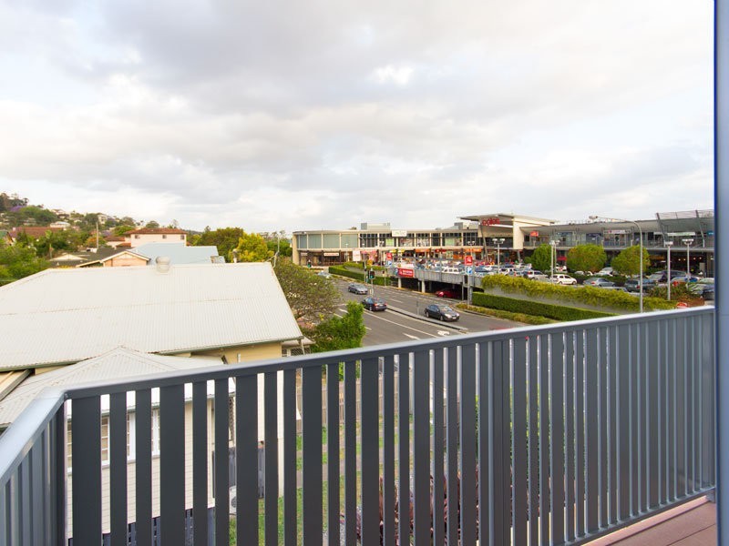 1/56 Clowes Lane, Newmarket QLD 4051