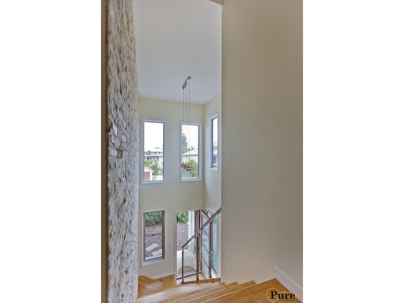 2/18 Ward Street, Indooroopilly QLD 4068