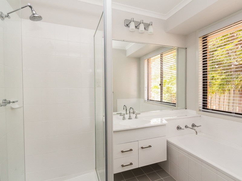 18 Appledore Street, Bracken Ridge QLD 4017