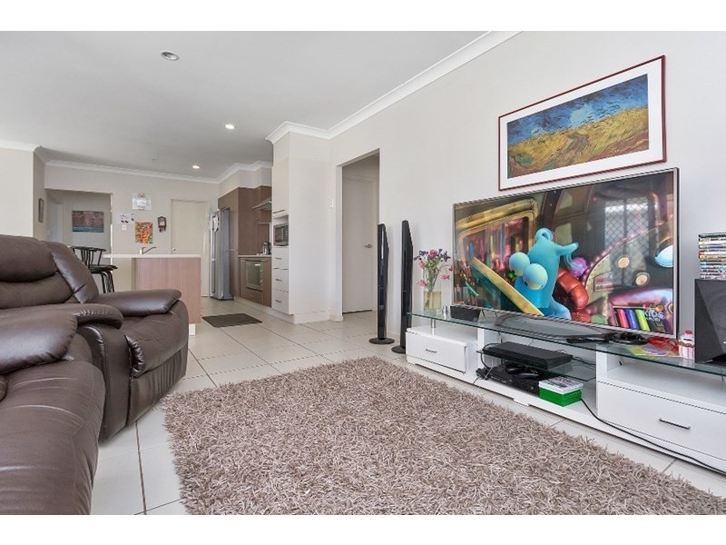 2 Shamrock Court, Chuwar QLD 4306