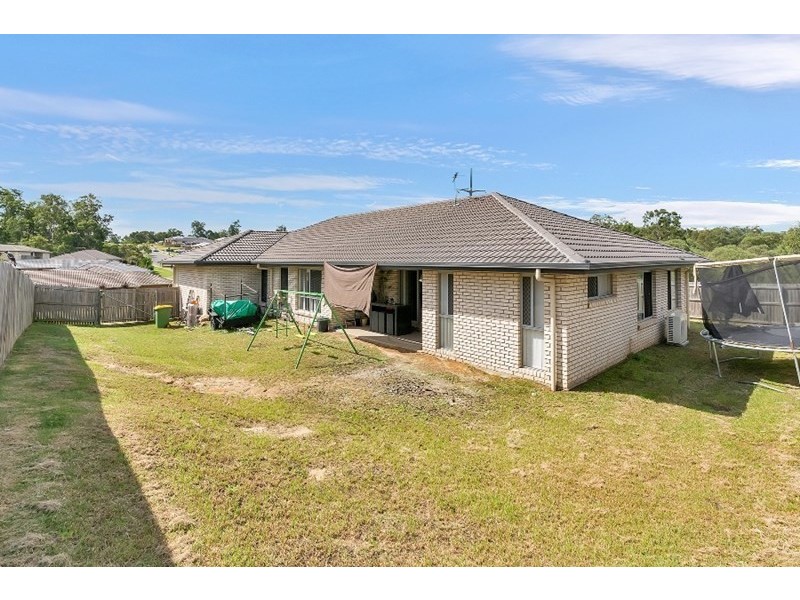 2 Shamrock Court, Chuwar QLD 4306