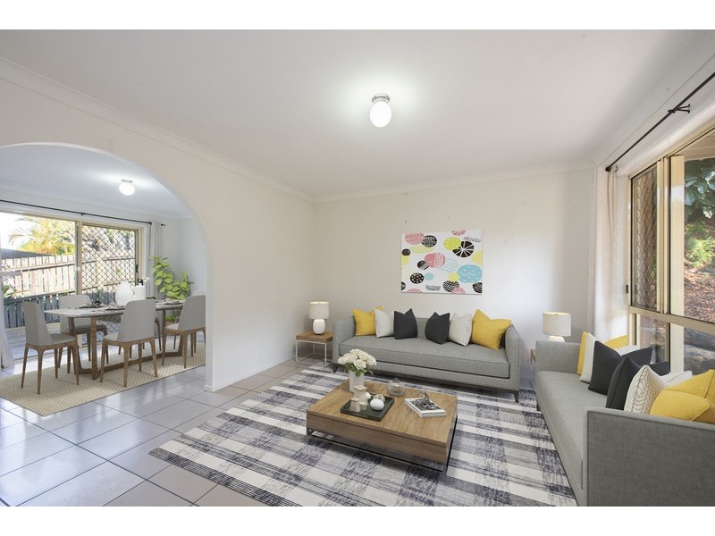 72 Donna Avenue, Rochedale South QLD 4123