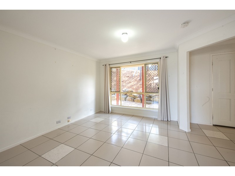 72 Donna Avenue, Rochedale South QLD 4123