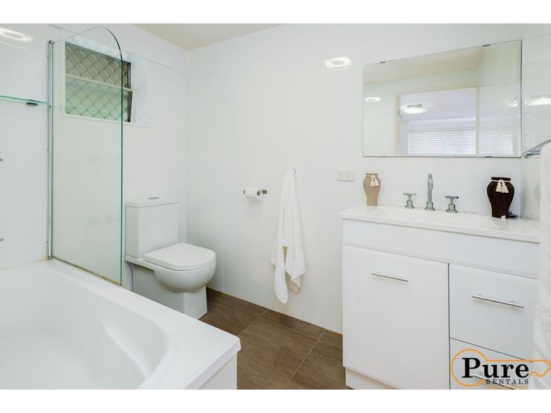 19 Greycliffe Street, Mount Gravatt East QLD 4122