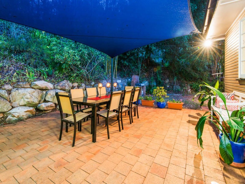 74 Mountain Street, Mount Gravatt QLD 4122