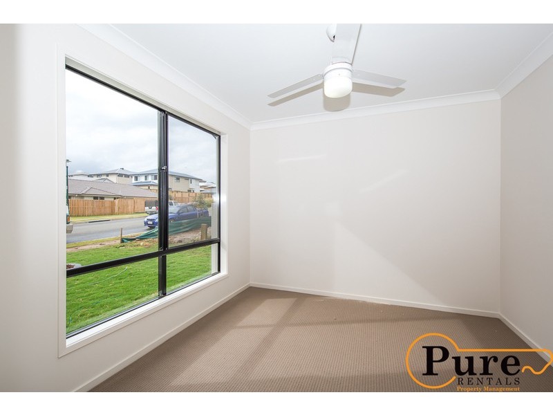 7 Mac Street, Bridgeman Downs QLD 4035