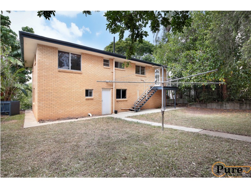 8 Ardisia Street, Arana Hills QLD 4054