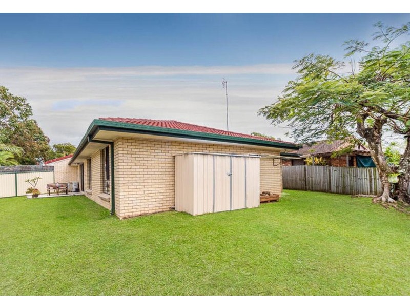 2/3 Botanical Drive, Labrador QLD 4215