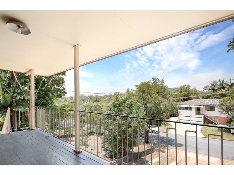 8 Ardisia Street, Arana Hills QLD 4054