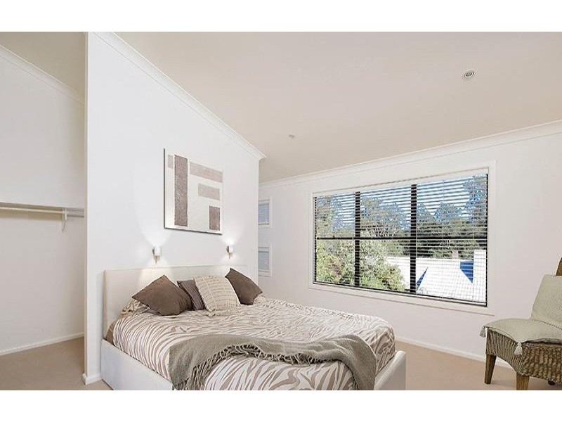 85 Bozzato Place, Kenmore QLD 4069