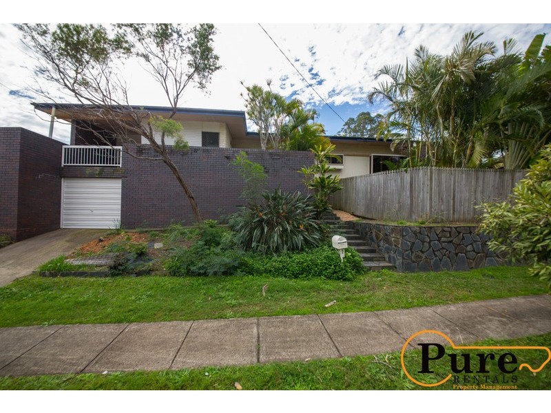 2 Redbourne Street, Chermside West QLD 4032