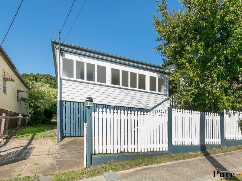 8 Elliott Street, Woolloongabba QLD 4102