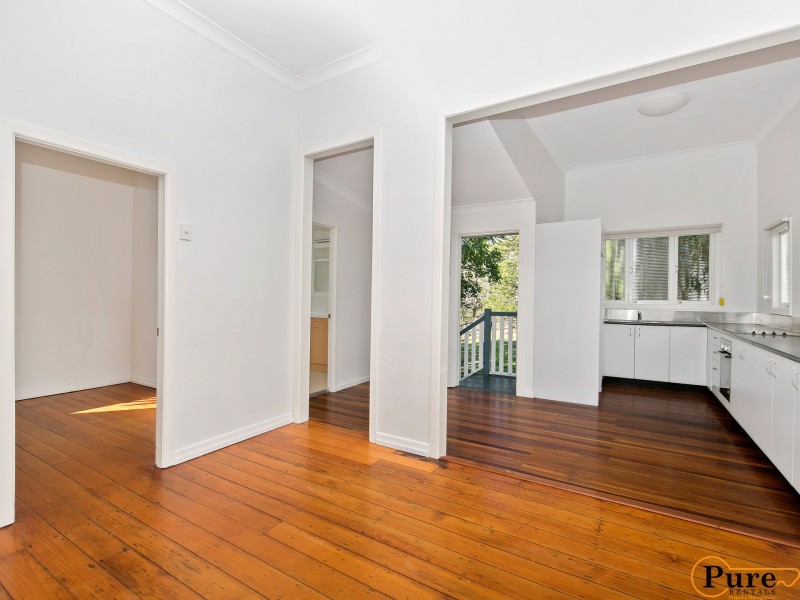 8 Elliott Street, Woolloongabba QLD 4102