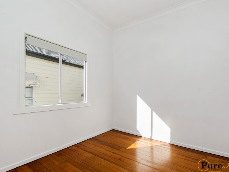 8 Elliott Street, Woolloongabba QLD 4102