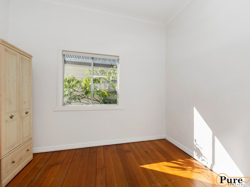 8 Elliott Street, Woolloongabba QLD 4102