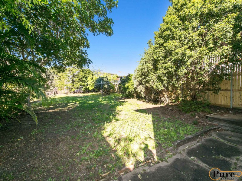 8 Elliott Street, Woolloongabba QLD 4102
