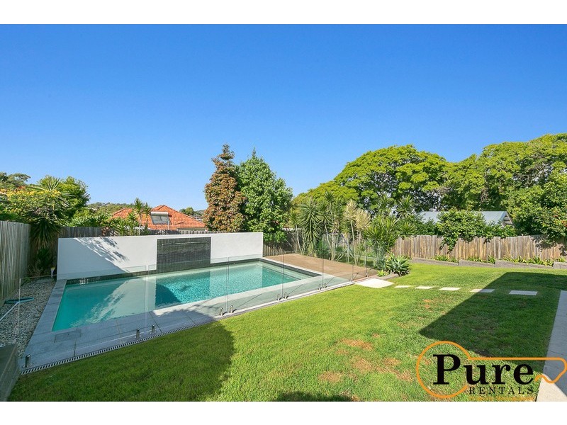 5 Paxton Street, Holland Park QLD 4121