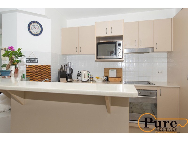 15/5 Rock Street, Scarborough QLD 4020