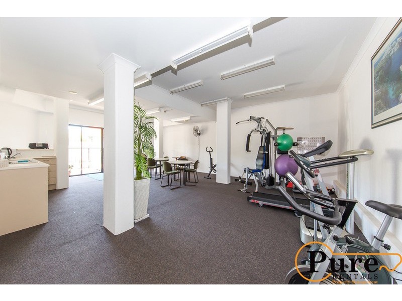 15/5 Rock Street, Scarborough QLD 4020