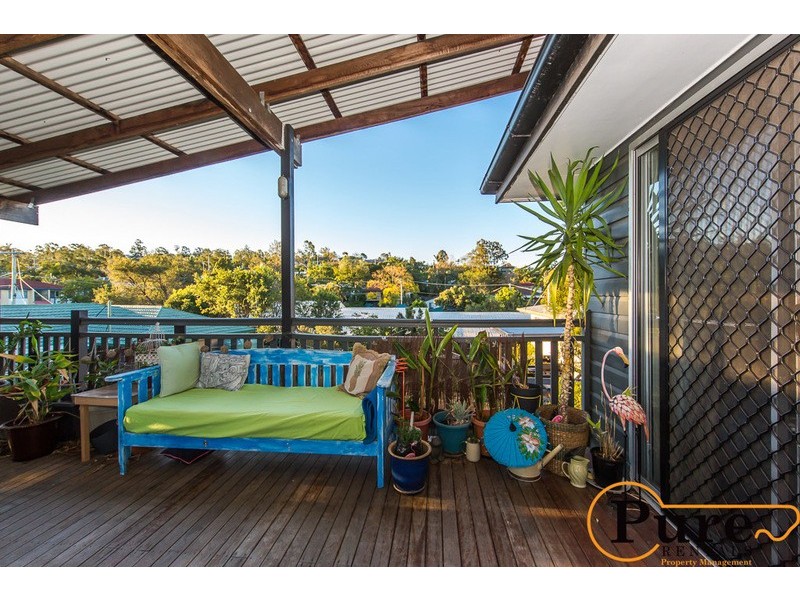 42 Aralia Street, Arana Hills QLD 4054