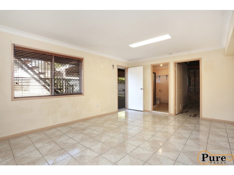 24 Straight Drive, Browns Plains QLD 4118