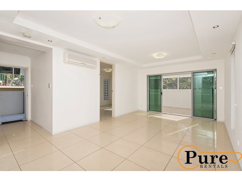 101/28 Dengate Lane, St Lucia QLD 4067