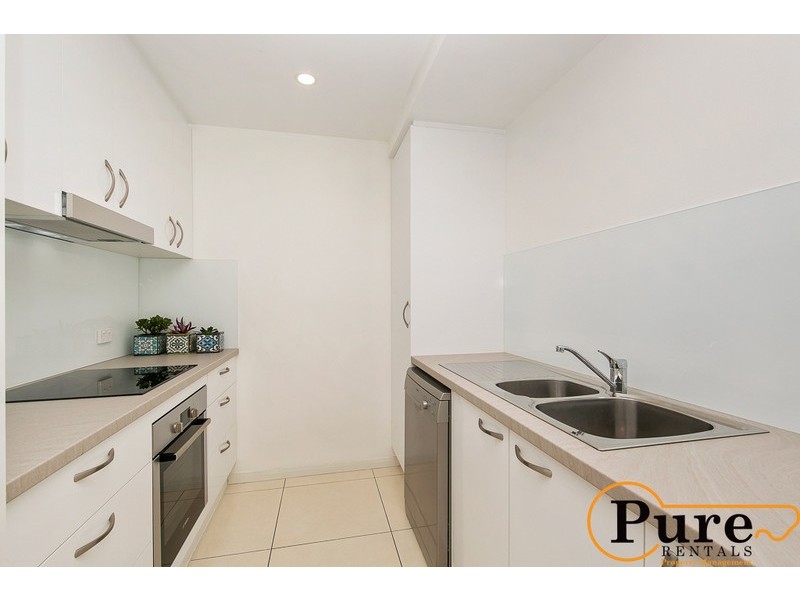 101/28 Dengate Lane, St Lucia QLD 4067