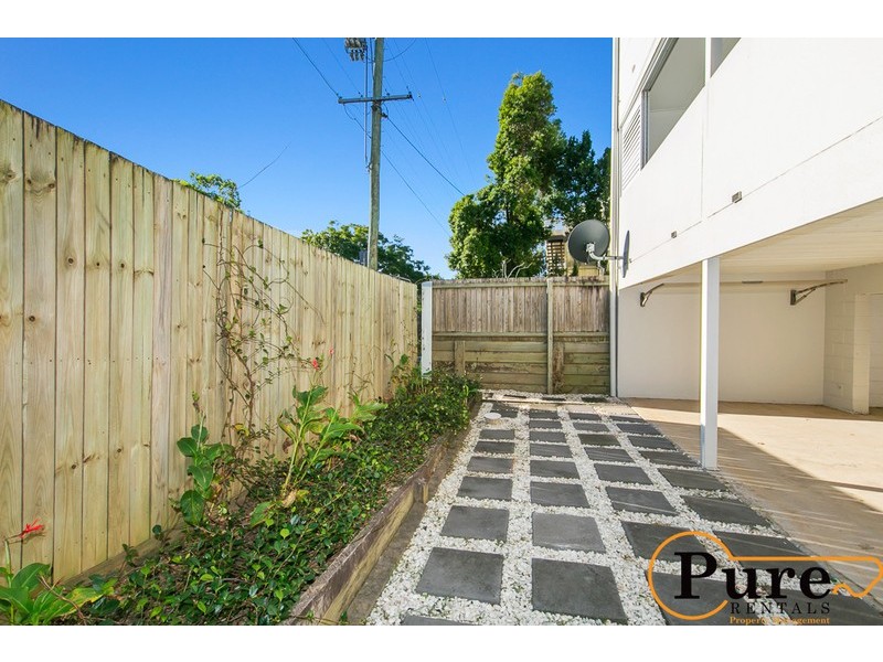101/28 Dengate Lane, St Lucia QLD 4067