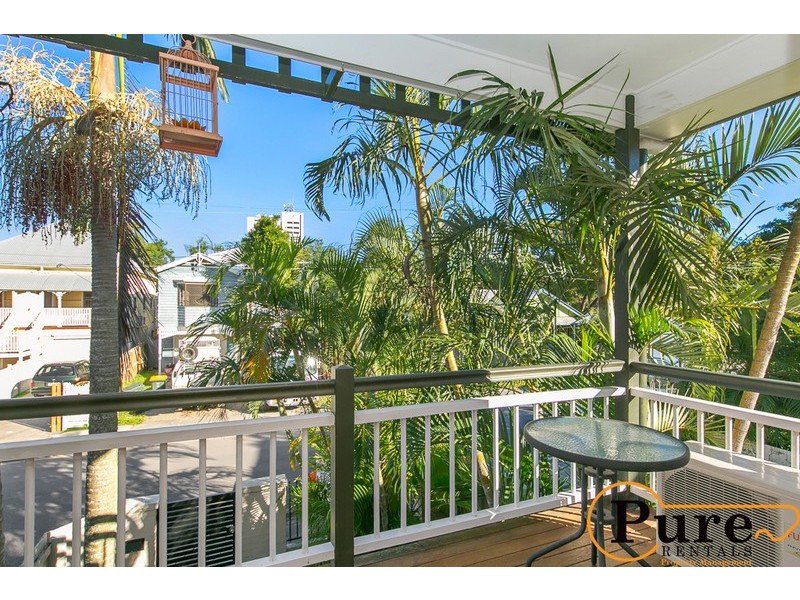 2/32 Sinclair Street, Kangaroo Point QLD 4169