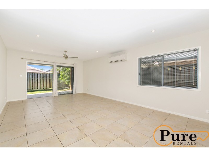 27 Windjana Crescent, Fitzgibbon QLD 4018