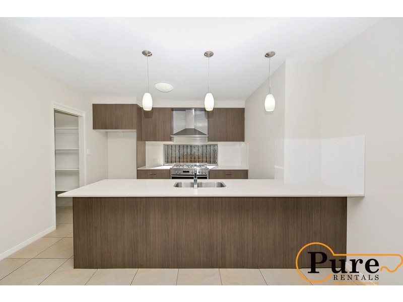27 Windjana Crescent, Fitzgibbon QLD 4018