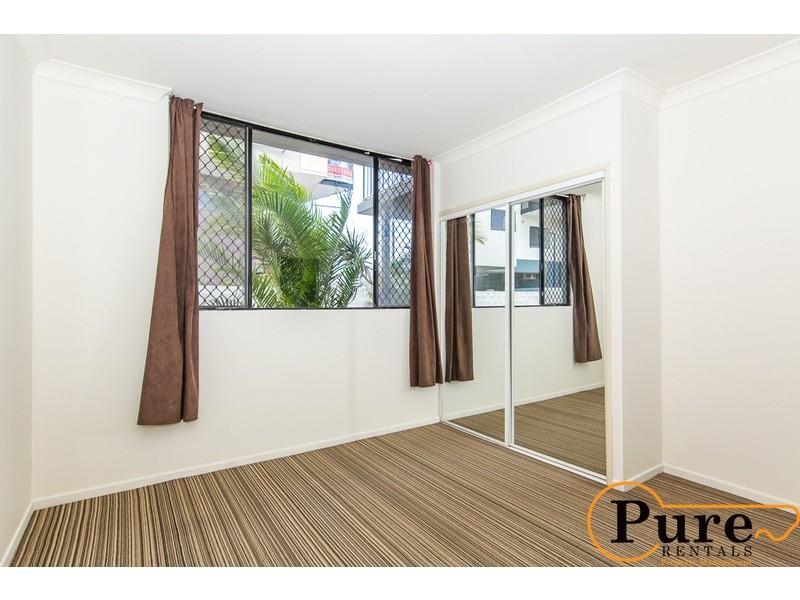 1/574 Kingsford Smith Drive, Hamilton QLD 4007