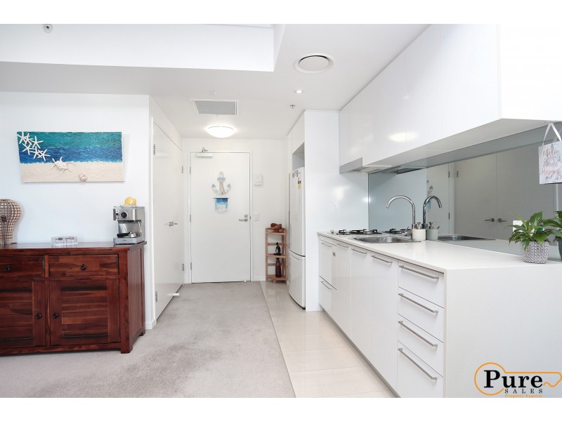 10910/8 Harbour Road, Hamilton QLD 4007