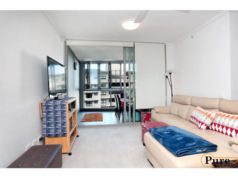 10910/8 Harbour Road, Hamilton QLD 4007