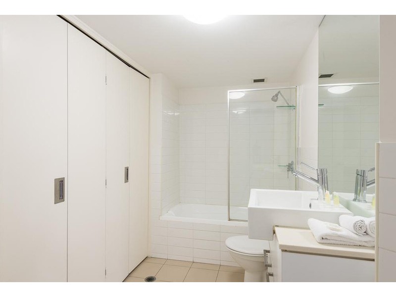 120/803 Stanley Street, Woolloongabba QLD 4102