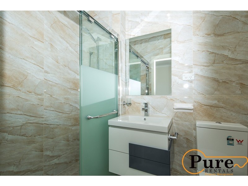 2/11 Blackburn Lane, Moorooka QLD 4105