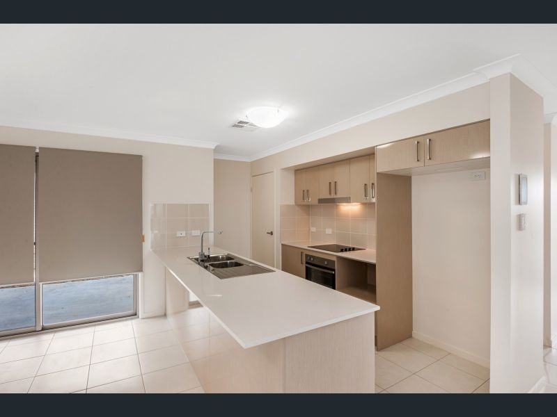 22 Capri Street, Springfield Lakes QLD 4300