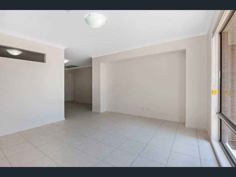 22 Capri Street, Springfield Lakes QLD 4300