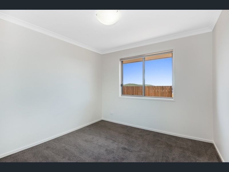 22 Capri Street, Springfield Lakes QLD 4300