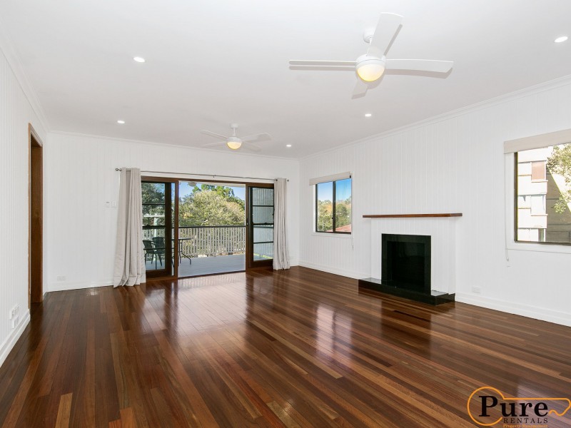 192 Butterfield Street (Upstairs), Herston QLD 4006