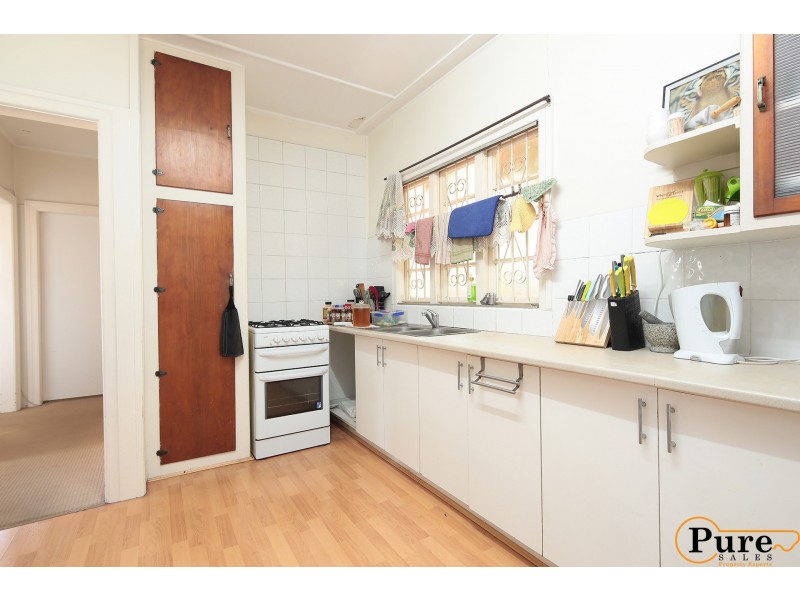 65 Chaucer Street, Moorooka QLD 4105