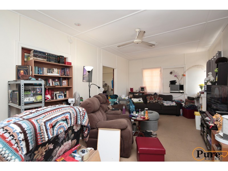 65 Chaucer Street, Moorooka QLD 4105