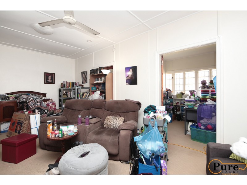 65 Chaucer Street, Moorooka QLD 4105