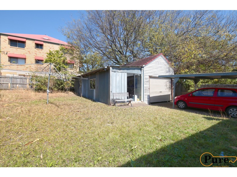 65 Chaucer Street, Moorooka QLD 4105