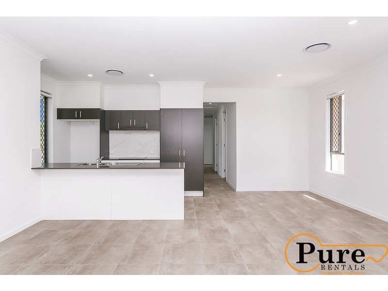 1/18 Foxtail Road, Ripley QLD 4306