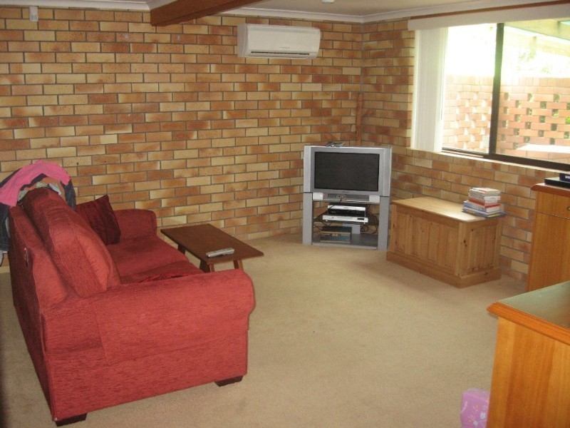 17 Dennis Street, Grange QLD 4051