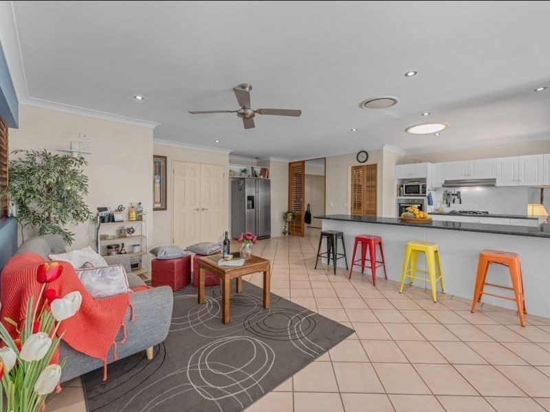 16 Grey Gum Close, Bridgeman Downs QLD 4035
