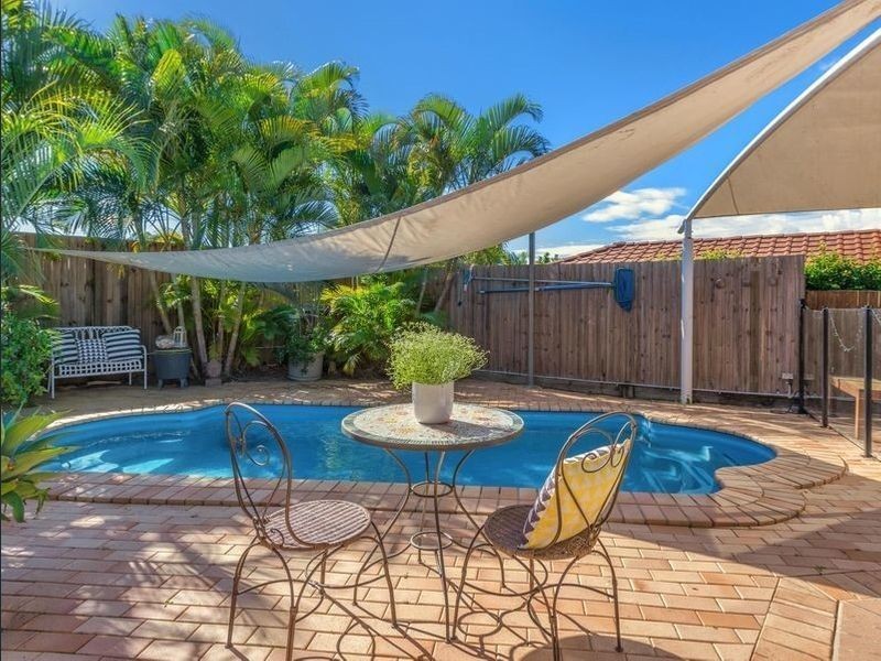 16 Grey Gum Close, Bridgeman Downs QLD 4035