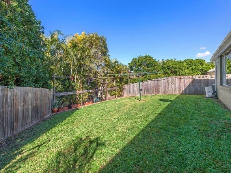 16 Grey Gum Close, Bridgeman Downs QLD 4035